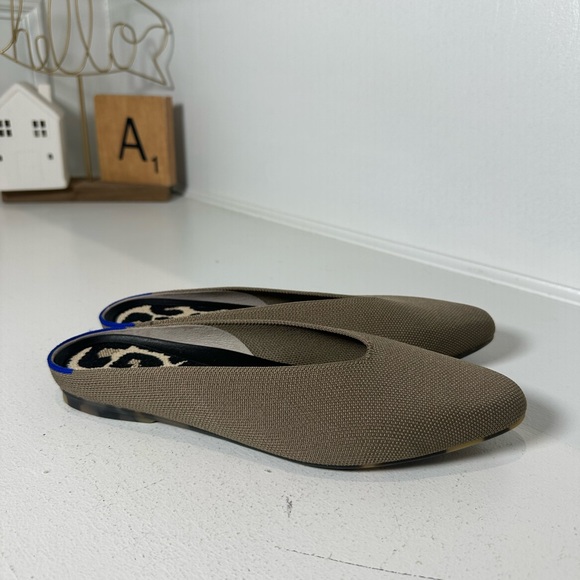 Rothy’s Women’s Flats Size 9 Beige Pointed Toe Knit Slip On Sustainable Shoes - Picture 4 of 8